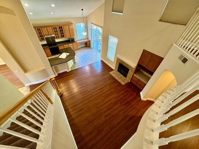 Building Photo - Beautiful Four-Bedroom Home Available in Folsom!