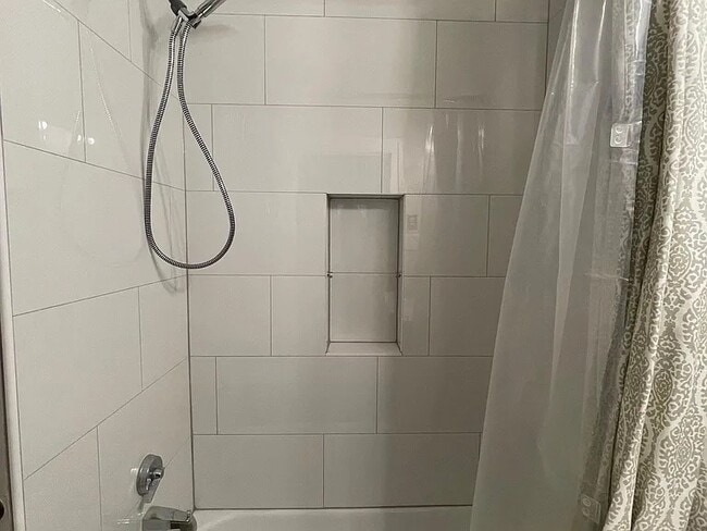 Building Photo - 926 N 12th St