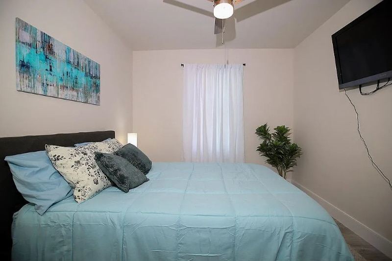 Building Photo - 168 S Winchester Ave