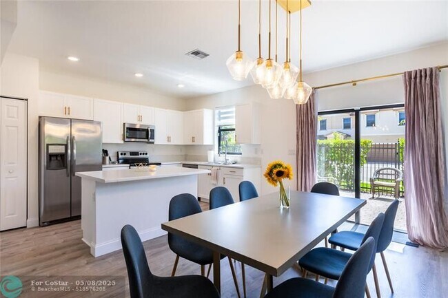 Building Photo - 4637 Caspian Way