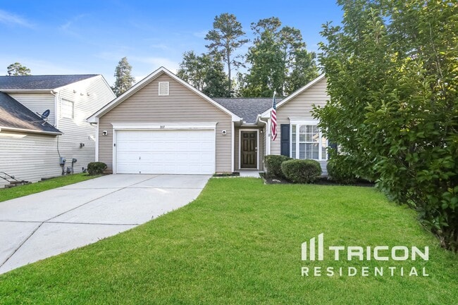 Primary Photo - 2117 Clear Brook Dr