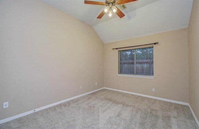 Building Photo - 14403 Red Tailed Hawk Ln