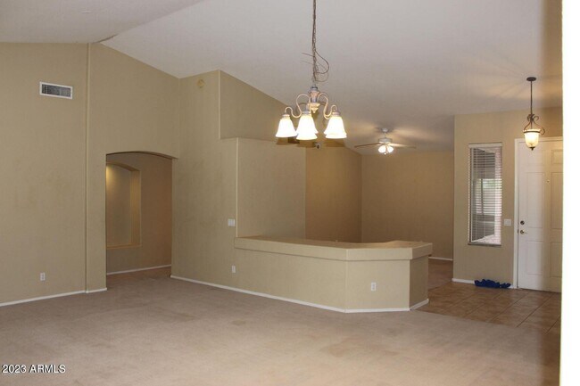 Building Photo - 8611 W Alex Ave