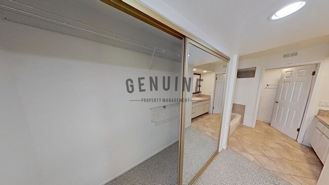 Building Photo - Coming Soon: Charming 2 Bed 2 Bath Condo i...