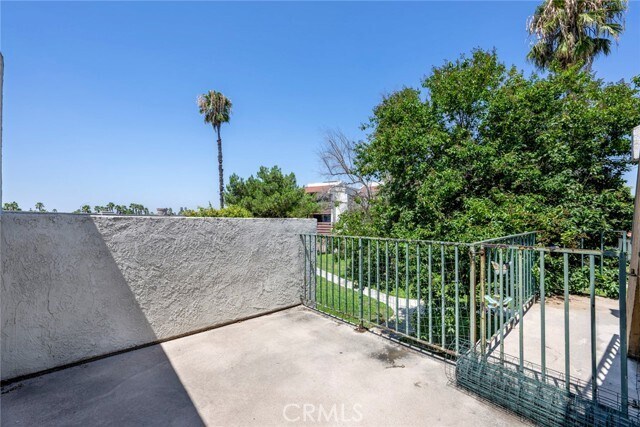 Building Photo - 986 S Citron St