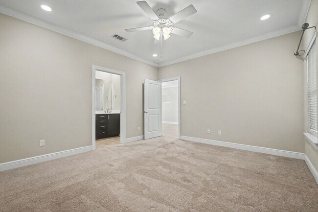 Building Photo - Waterfront Community Living in Soundview Landing with Private Boat Slip!