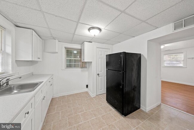 Building Photo - 7515 Pleasant Way