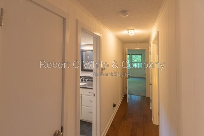 Building Photo - 16 Sunbrook Rd