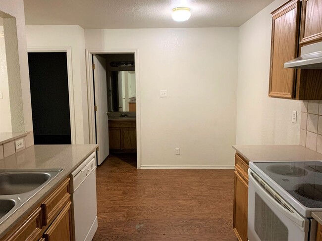 Building Photo - 411 E Central Texas Expy