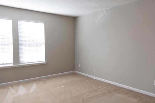 Building Photo - ** COMING SOON** Gorgeous Raleigh Townhome...