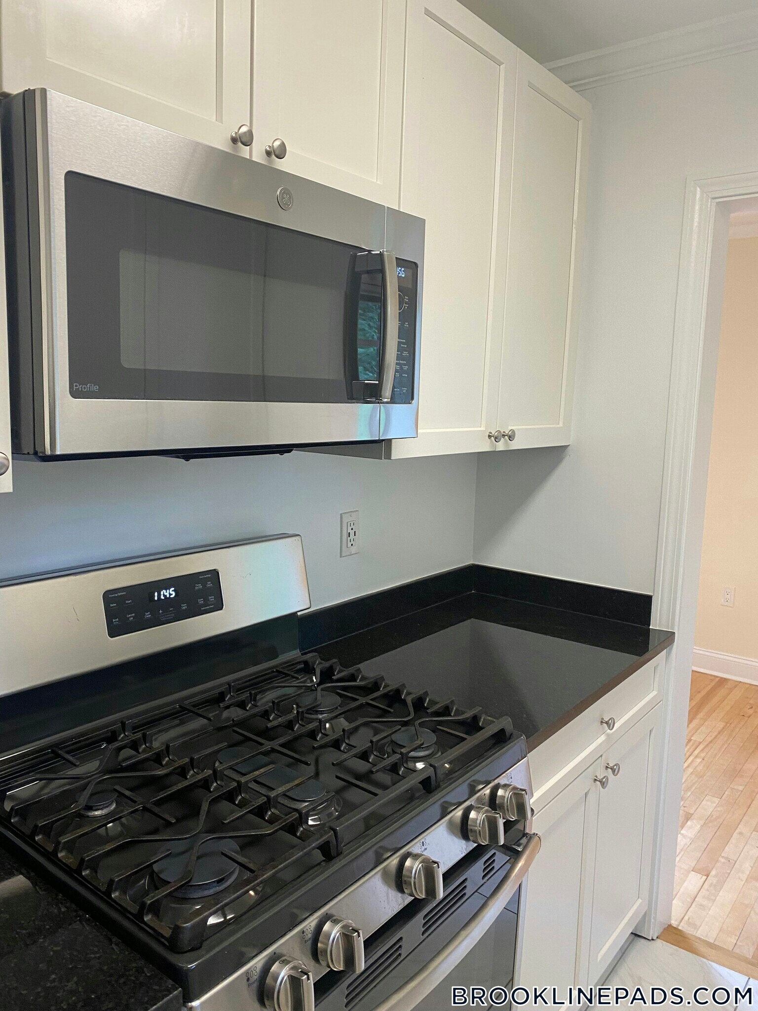 Building Photo - 80 St Paul St