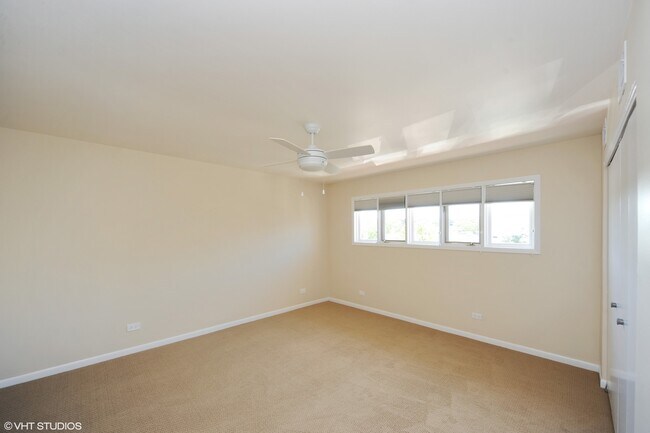 Building Photo - 475 Laurel Ave