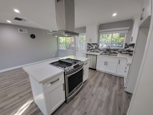 Building Photo - 19221 Napa St