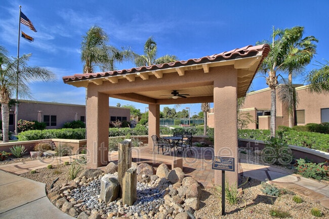 Building Photo - 9418 W Tonto Ln