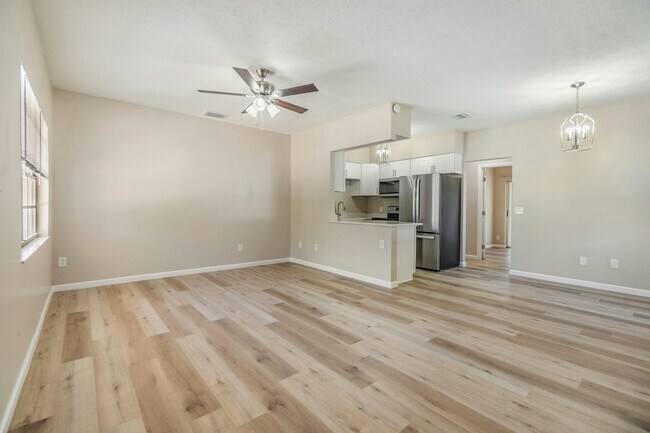 Building Photo - 6746 Carnelian Ave