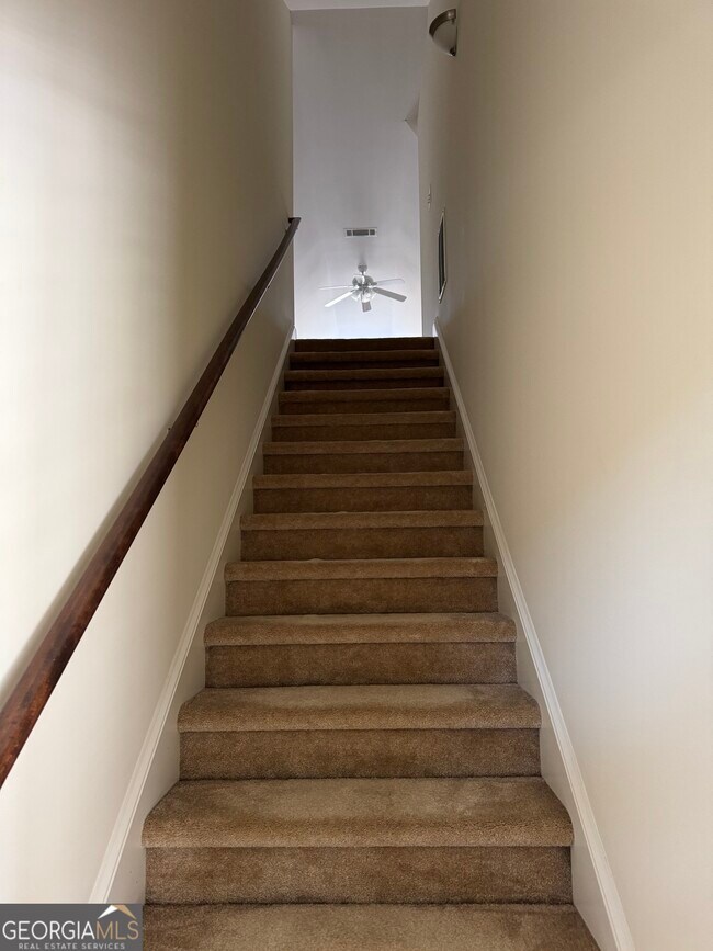 Building Photo - 1040 Willowynd Point