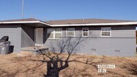 Building Photo - NICE HOME IN THE RIDGECREST AREA. PETS NEGOTIABLE WITH OWNERS APPROVAL