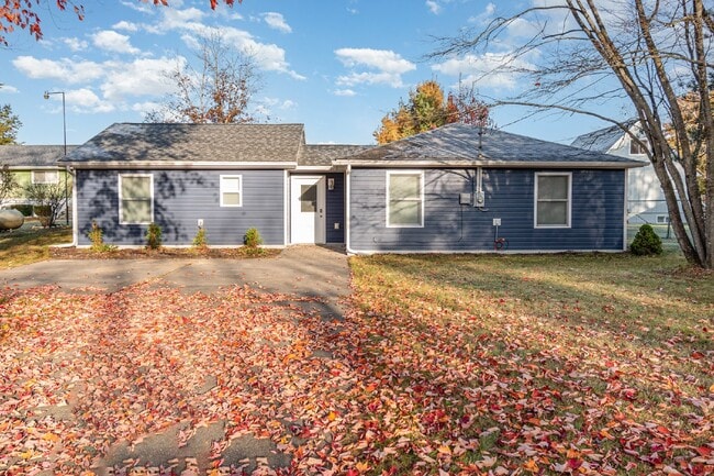 Primary Photo - Coming Soon! Charming 3-Bed Lakefront Rental Retreat - $1750/Month