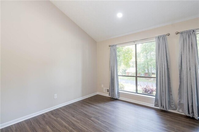 Building Photo - 2759 Shetland Ln NW