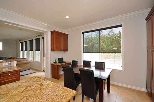 Building Photo - Simply Gorgeous 4+ BR Home with many Amenities!!!