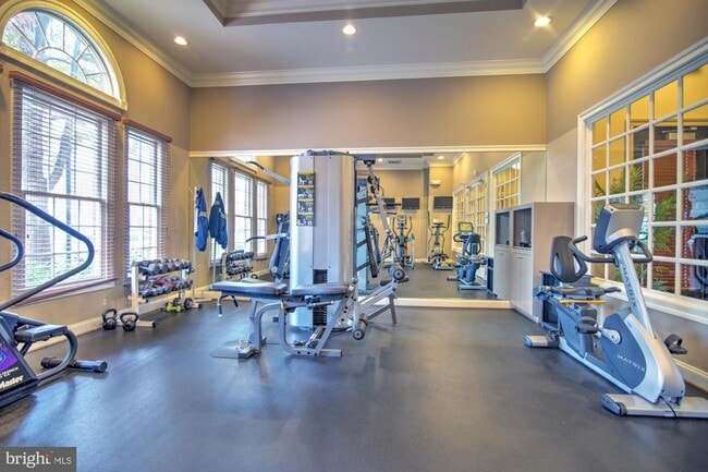 Building Photo - 8067 Nicosh Cir Ln