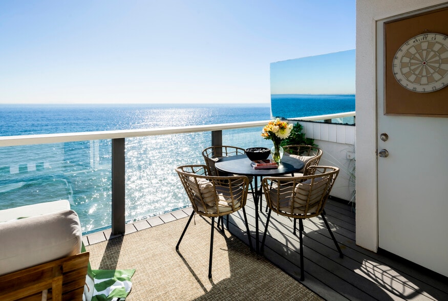 Building Photo - 20638 Pacific Coast Hwy