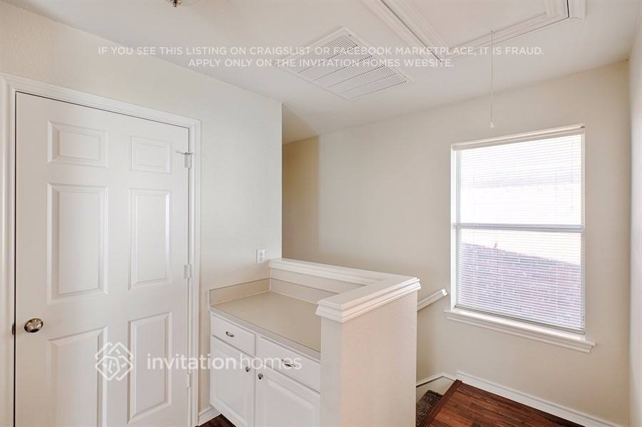 Building Photo - 7434 Saddlehorn Dr
