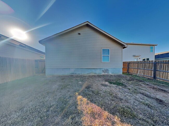 Building Photo - 5726 Verracio Ct