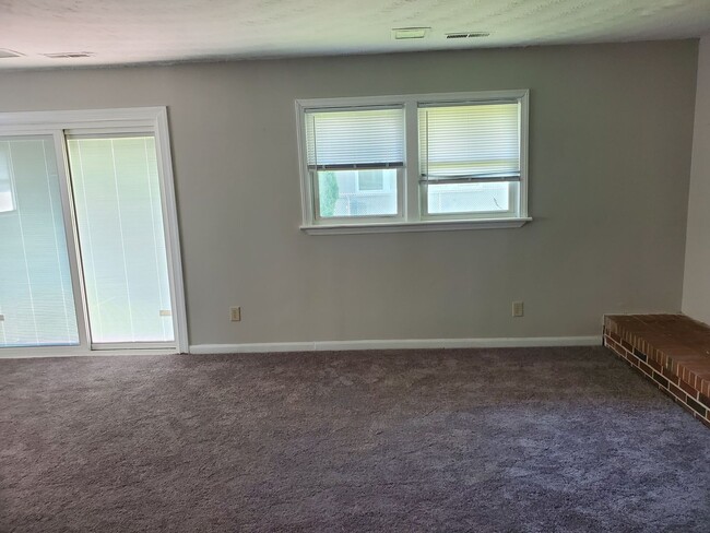 Building Photo - Haynes Tract