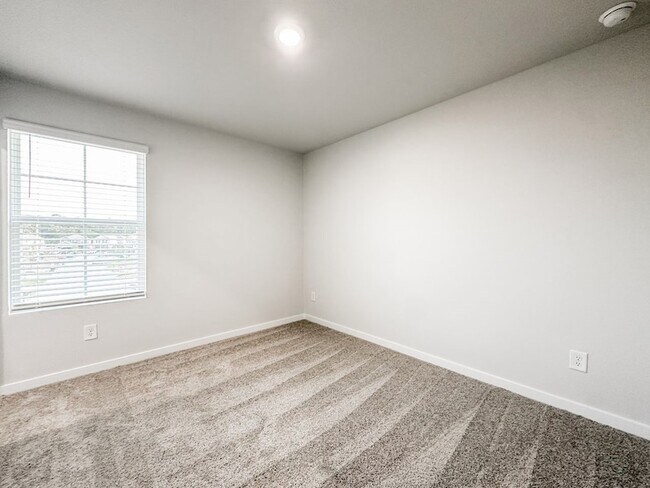 Building Photo - 7934 Alset Dr