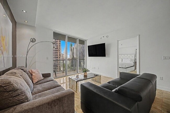 Building Photo - 485 Brickell Ave