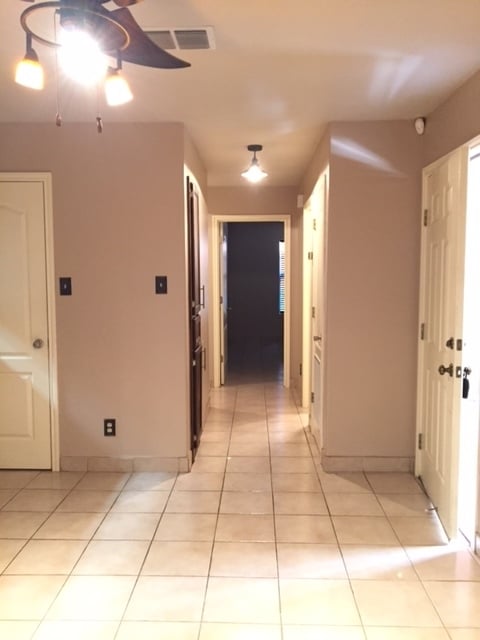 Building Photo - 9802 Cantera Ct