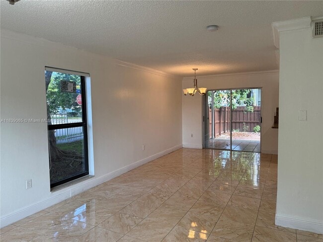 Building Photo - 130 SW 108th Ave