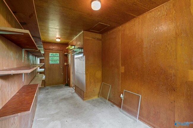 Building Photo - 1508 Owens Dr SE