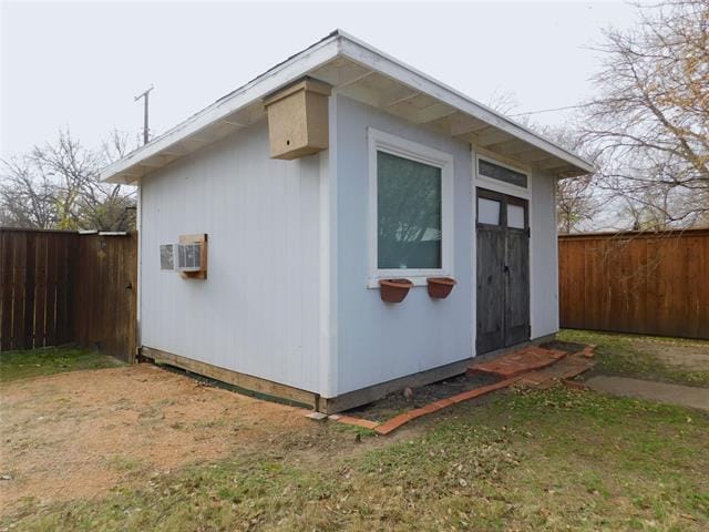 Building Photo - 817 Emery St