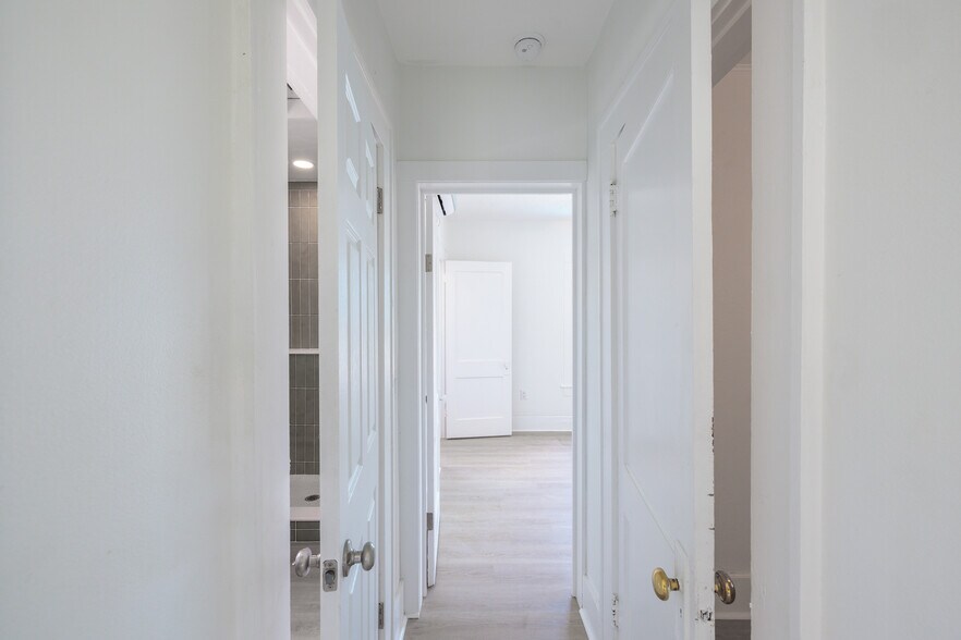 hallway - 618 7th Ave N