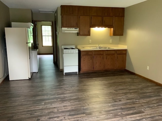 Building Photo - Blue Sky