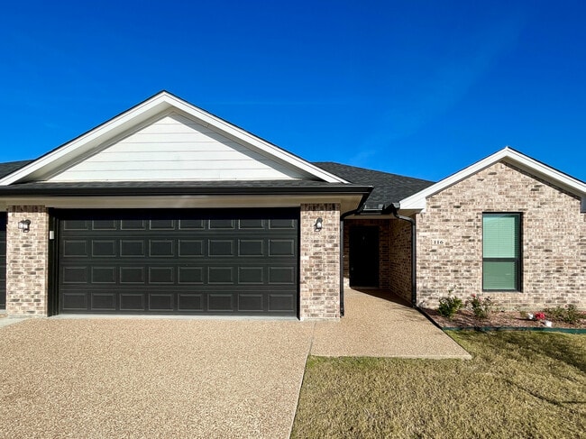 Building Photo - 100 W Windmill Way