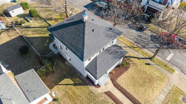 Building Photo - Updated 1920s Colonial in Northside – 3 Bed, 4 Bath – Available Now – $2,895/mo