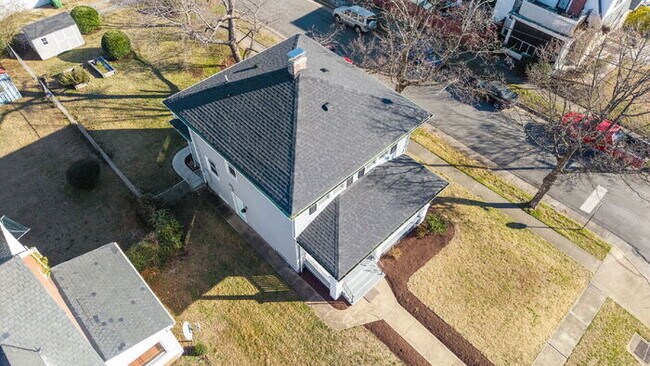 Building Photo - Updated Northside Colonial – 3 Bed, 2 Full & 2 Half Bath – Available Now – $2,895/month