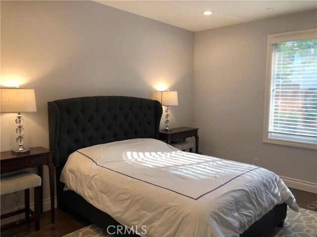 Building Photo - 5817 Cattleya Dr