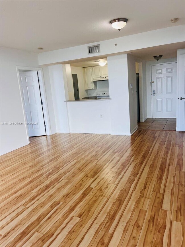 Building Photo - 900 SW 8th St