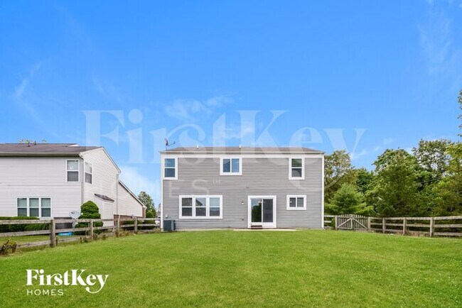 Building Photo - 6747 Waverly Park