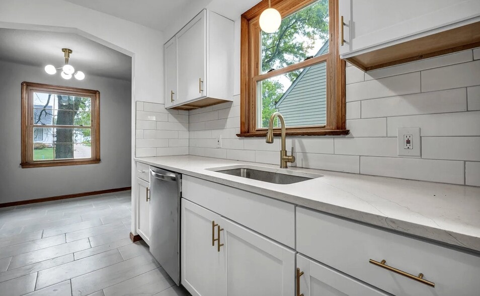 Building Photo - 3516 Park Dr