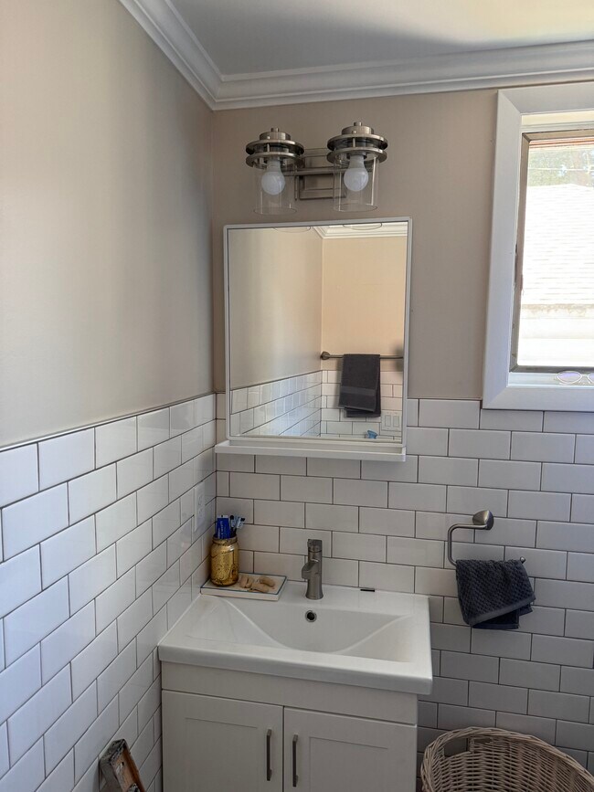 Bathroom - 313 Chestnut St