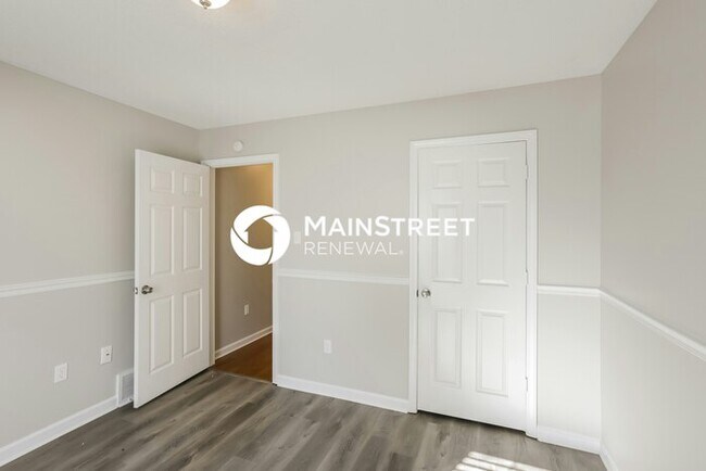 Building Photo - 3 Bedroom Pet-Friendly Home in Olive Branch, MS with Main Street Renewal