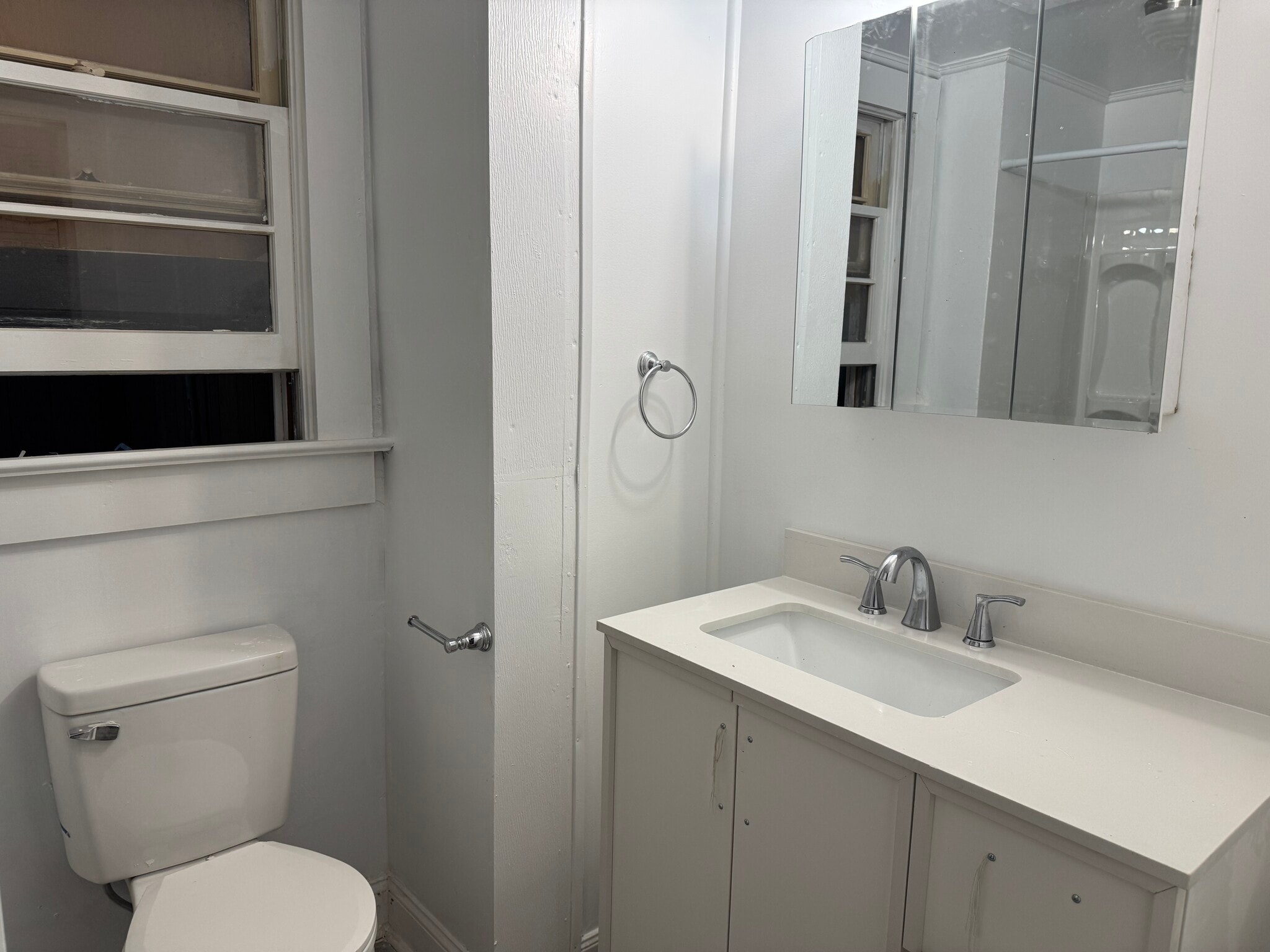 Building Photo - 6 Elizabeth St