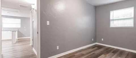 Building Photo - 3900 Locust Ave