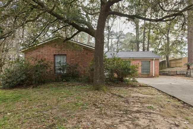 Building Photo - 324 Olive St