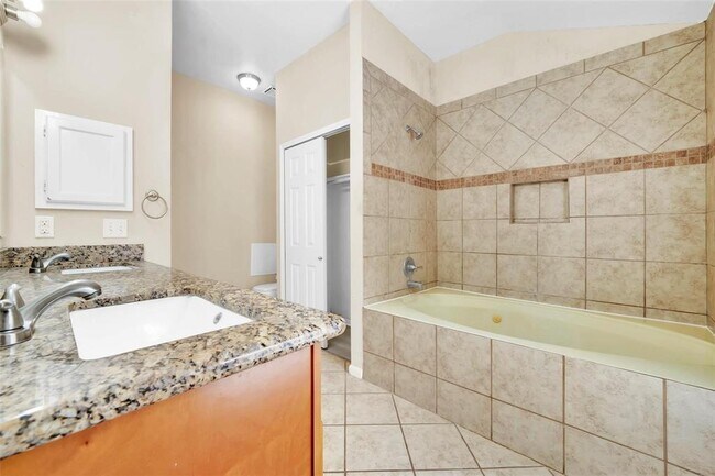 Building Photo - 2955 High Plains Dr